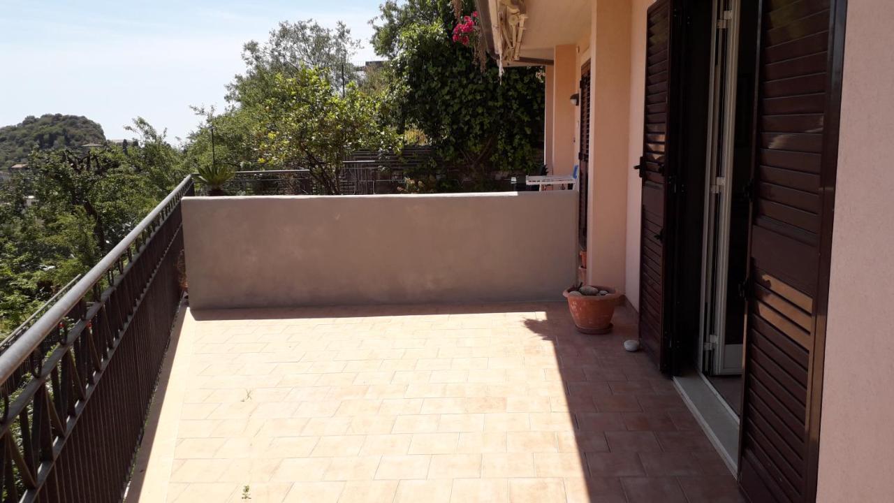 Appartamento Incantevole A Taormina - Casa Ninetta Екстер'єр фото