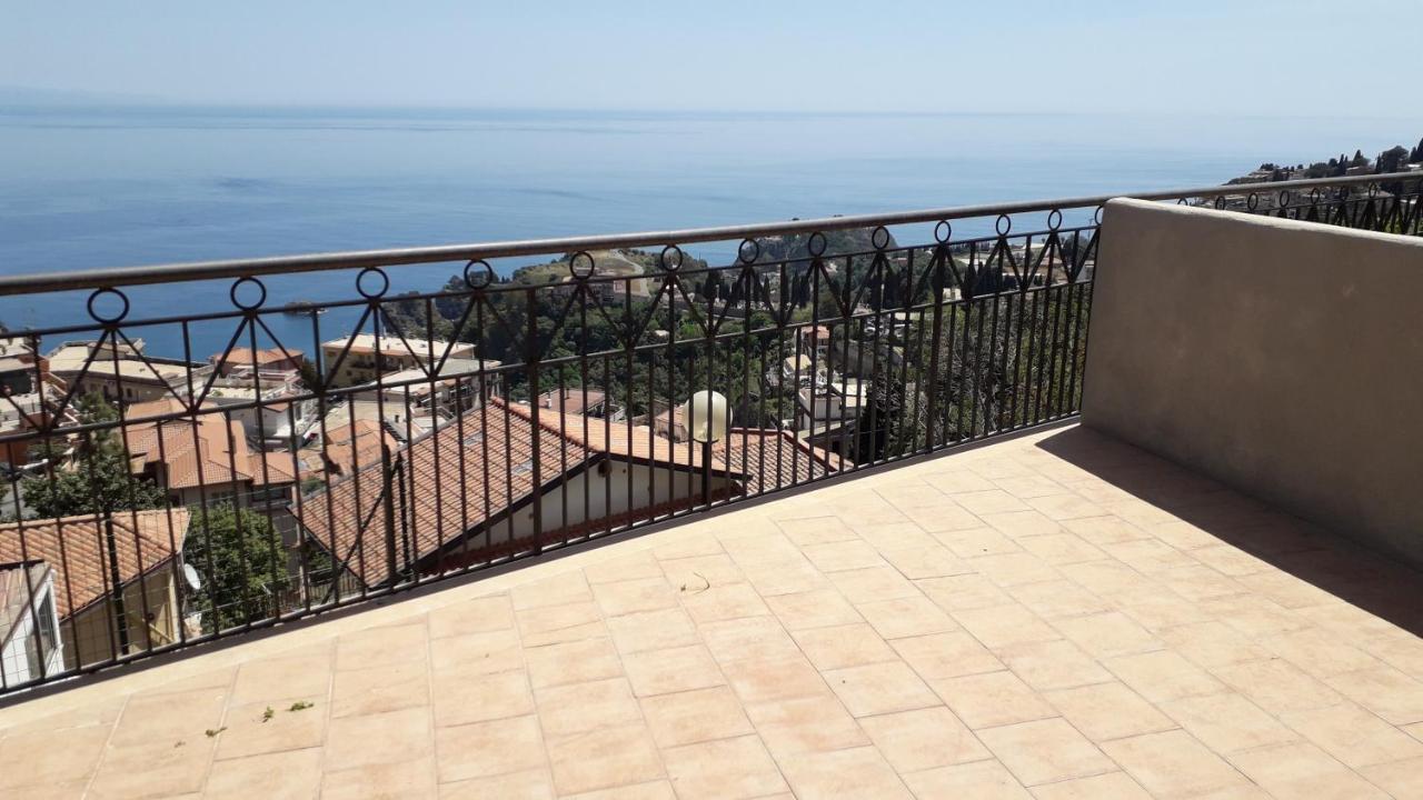 Appartamento Incantevole A Taormina - Casa Ninetta Екстер'єр фото